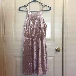 pink crushed velvet dress 🌸🎀☺️